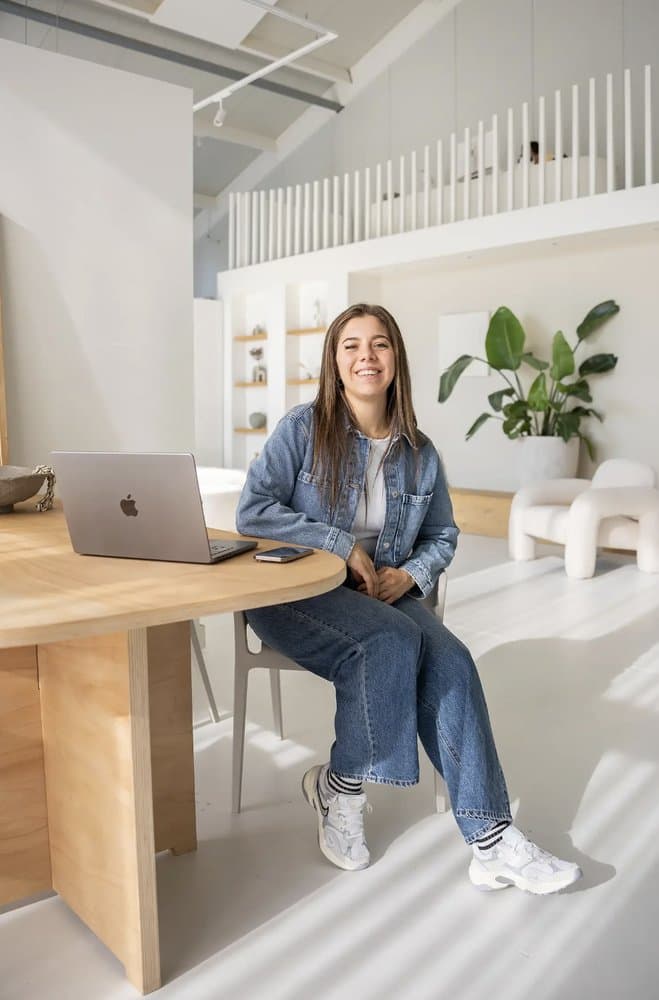 Kimberly, brand & webdesigner
